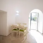 Trulli Magda 度假居 *