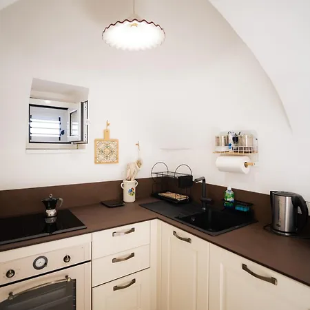 Trulli Magda * Μαρτίνα Φράνκα