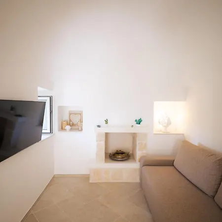 Trulli Magda Μαρτίνα Φράνκα